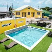 Kiskadee Korner Vacations، فندق في Buccoo
