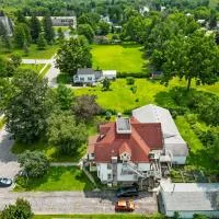 Marmora and Lake Inn Apartment-Sleeps 5 guests, hotel u gradu Marmora