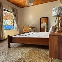 Njombe Cozy House, hotel em Njombe