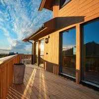 The Magic View of Lofoten - Golden Horizon, hotel u gradu Servogen