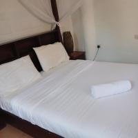 Kogello suites, готель у місті Кісуму