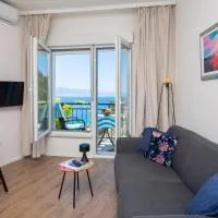 Caleta Seaview Suites II - Pool & Jacuzzi, hotel a Lokva Rogoznica