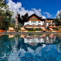 L'Arcalod & Bistrot Jeanne - Lac d'Annecy - Hôtel Restaurant Spa, ξενοδοχείο σε Doussard