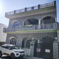 Gaharwar Home Stay, hotel poblíž Dehradun Airport - DED, Rāni Pokhri
