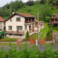 Detached Guest House Рилски кът Маджаре, hotel din Madzhare