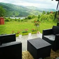 Vila Jotic, Zavojsko jezero, hotell i Pirot