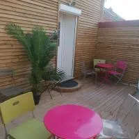 Appt le perfecto 50m2 terrasse privée, hotel di Mazingarbe