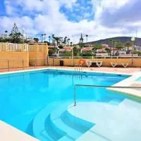 Arguineguín에 위치한 호텔 Nice Apartment with Swimmingpool, Wifi and Free Parking in Arguineguin