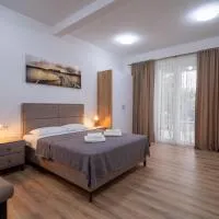 Dane Apartment Airport Podgorica, хотел в Mitrovići