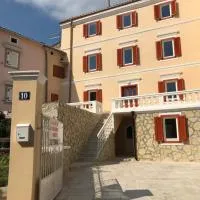 Romantic Villa Centar Omisalj, hotell i Omišalj