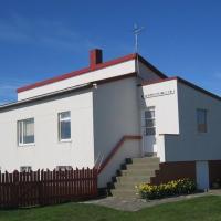 House at the Arctic Circle - Grímsey, hotel Grímsey repülőtér - GRY környékén Grímseyben