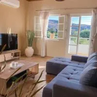 Olives Villa, ξενοδοχείο σε Sinoikismós Kámbos