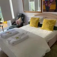 Pond Cottage, hotel v destinácii Purley