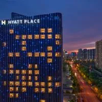 Hyatt Place Nantong Xinghu City Plaza, хотел в Нантонг