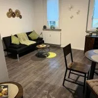 Seyfarthrooms - Crimmitschau 3 - zentrale Lage, gute Anbindung, voll ausgestattet, hotel din Crimmitschau