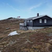 3 Bedroom Cozy Home In Snefjord, hotel near Hammerfest Airport - HFT, Snøfjord