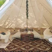 Glamping Grindhuset โรงแรมในHelgeroa