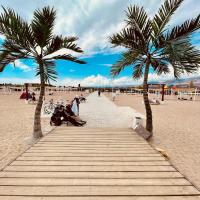 Коттедж в Центре отдыха Palm Beach Иссык-Куль, hotel near Issyk-Kul International Airport - IKU, Chok-Tal