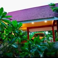 Ashirwad Home Stay , Rustic , 2 bedroom Villa amidst peacocks, hotel di Madurai