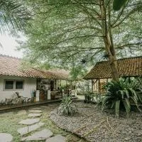 East room at Semadi Living, Hotel in Darmasaba