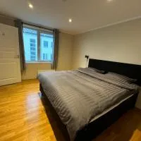 Charming 3-Bedroom Apartment, hôtel à Kristiansund
