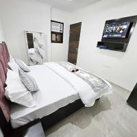 Hotel Grand Stay - Saket, hotell i South Delhi i New Delhi