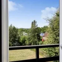 Historic Residence with Lake View, hotel in Stenstrup
