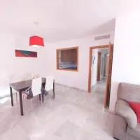 Apartamento Sevilla con PARKING privado, hotel u gradu Dos Ermanas