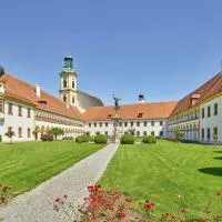 Augustiner-Chorherrenstift Reichersberg، فندق في Reichersberg