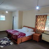 Cozyparadise homestay, hotel u gradu 'Kasungu'