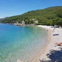 Vela Vrata, hotel Cresben