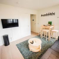 Amazing 50m2 Two-Bedroom Apartment (TS-307-A), hotel em Tongelre, Eindhoven