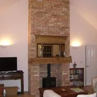 The Hall Farm Bed And Breakfast, hotel in Tilbrook