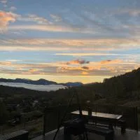 Hytte med god standard, hotel en Stranda
