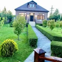 Villa Lux in Quba: Kuba şehrinde bir otel