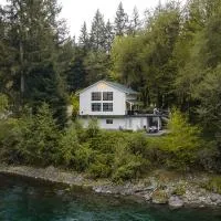 Riverside Retreat on Skagit River, Hotel in Concrete