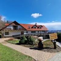 Wellness hotel Chata Jana, hotell i Lopeník