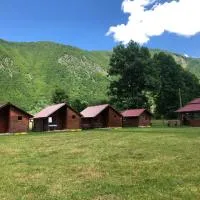 Bungalows Oaza, hotelli kohteessa Vusanje