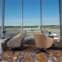 Great Airport Sleep - Helsinki Airport Sleeping Pod、ヴァンターにあるヘルシンキ・ヴァンター国際空港 - HELの周辺ホテル