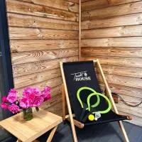 Treeskit House, Hotel in Horenka