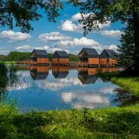 Święty Spokój, hotel u gradu Żeromin