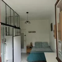 Chambre indépendante dans résidence calme, proche Paris, hotel v destinaci Bougival