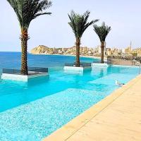 베니도름에 위치한 호텔 Apartamento de lujo en primera linea de playa