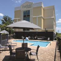 Fairfield Inn & Suites by Marriott Charleston Airport/Convention Center, hotel dicht bij: Internationale luchthaven Charleston - CHS, Charleston