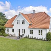 Nice Home In Snderborg With Kitchen, hotel perto de Aeroporto de Sønderborg - SGD, Sønderborg