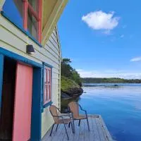 Bay View Island Room - Svanøy, hotel v destinaci Svanøy