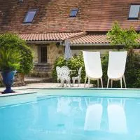 La maison dans la clairière en Périgord Pourpre, hotel em Lembras