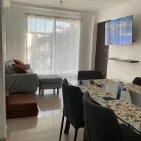 Apartamento familiar amoblado, hotel en Pimentel