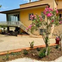 Casa vacanze Villa Serena, hotel Pizzolungóban