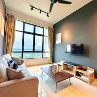 D'Summit Suite by Luxecocoo CK Kempas Setia Tropika: Kempas şehrinde bir otel